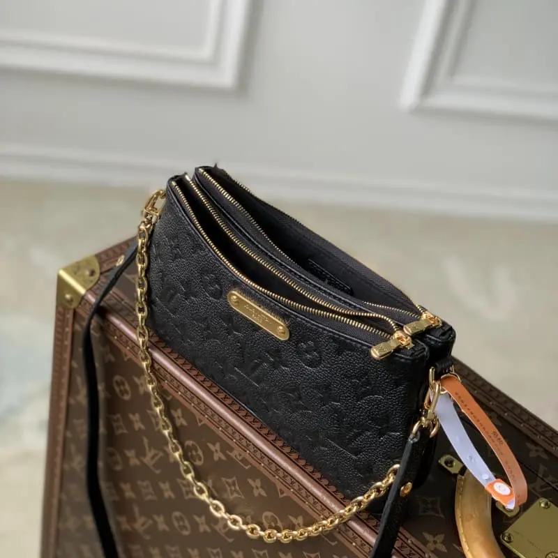 M11916 Black 24.3x13.5x6.5cm High Quality Bags - Image 9