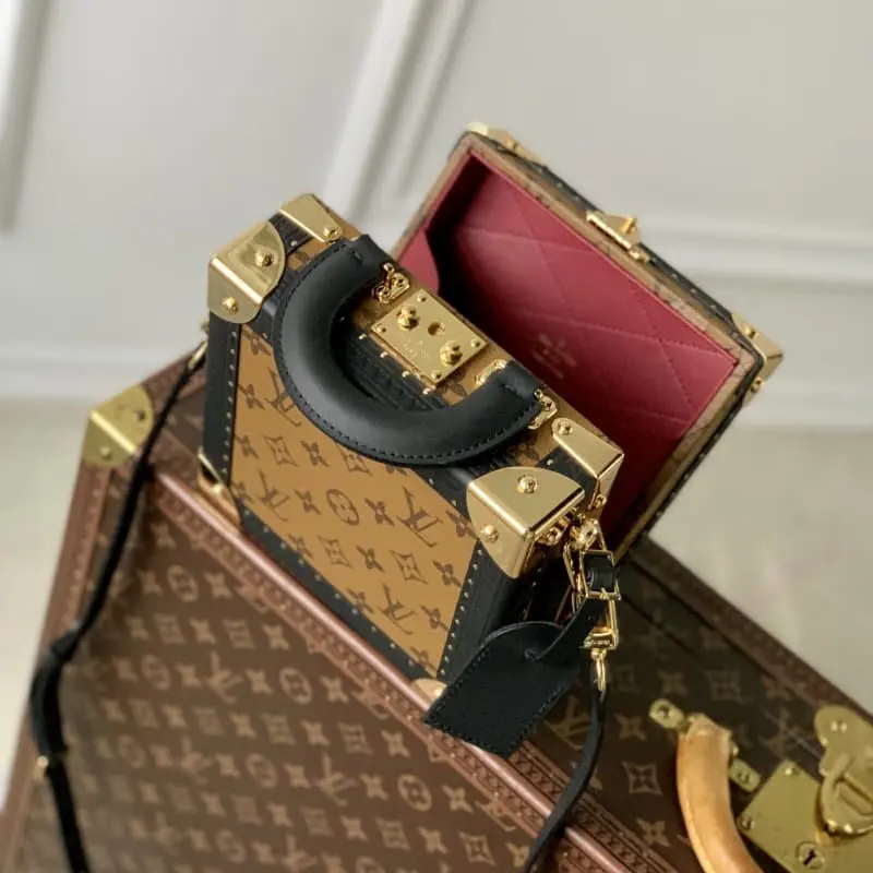 M11206 17x17x8cm High Quality Bags - Image 9