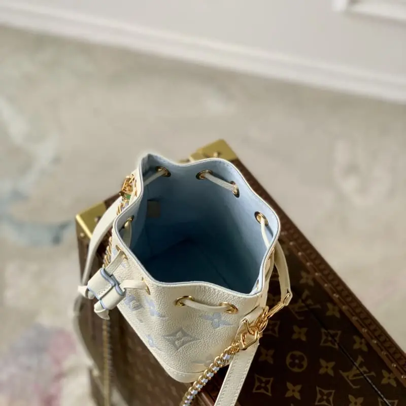 M46291 Blue silk screen 13x16x10cm High Quality Bags - Image 9