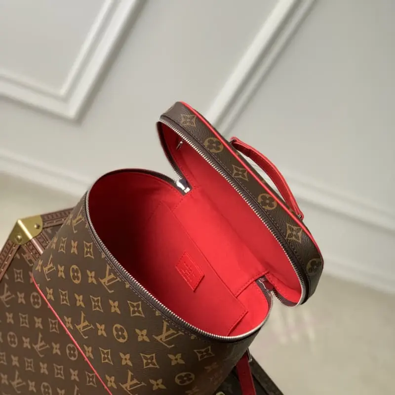 M42265 Red 24x14x17cm High Quality Bags - Image 9