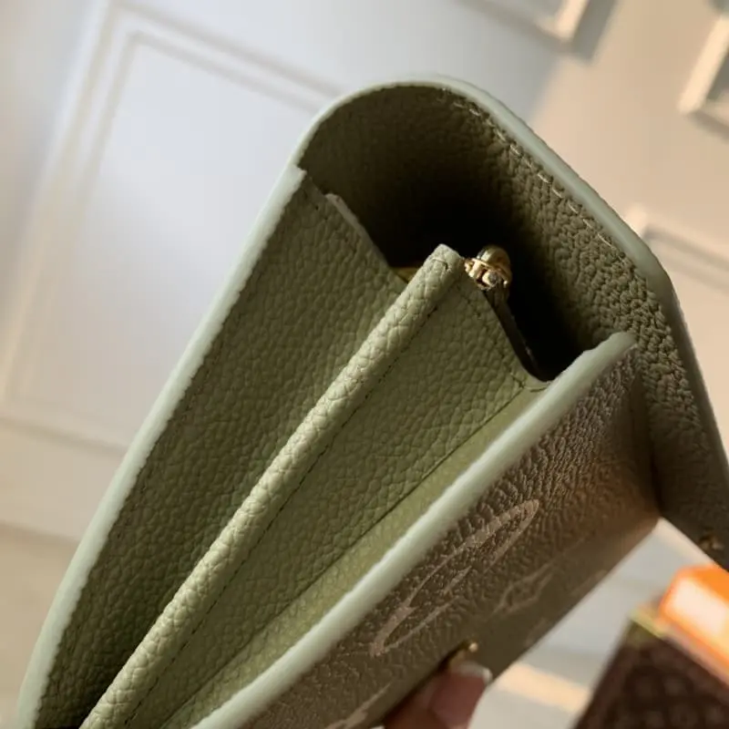 M82516 Grass Green (Silk Screen) 19x10.5x2cm High Quality Bags - Image 9