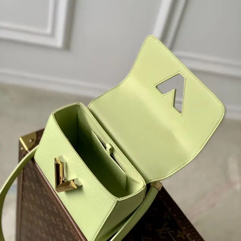 M22768 Apple Green 19x15x9cm High Quality Bags - Image 9