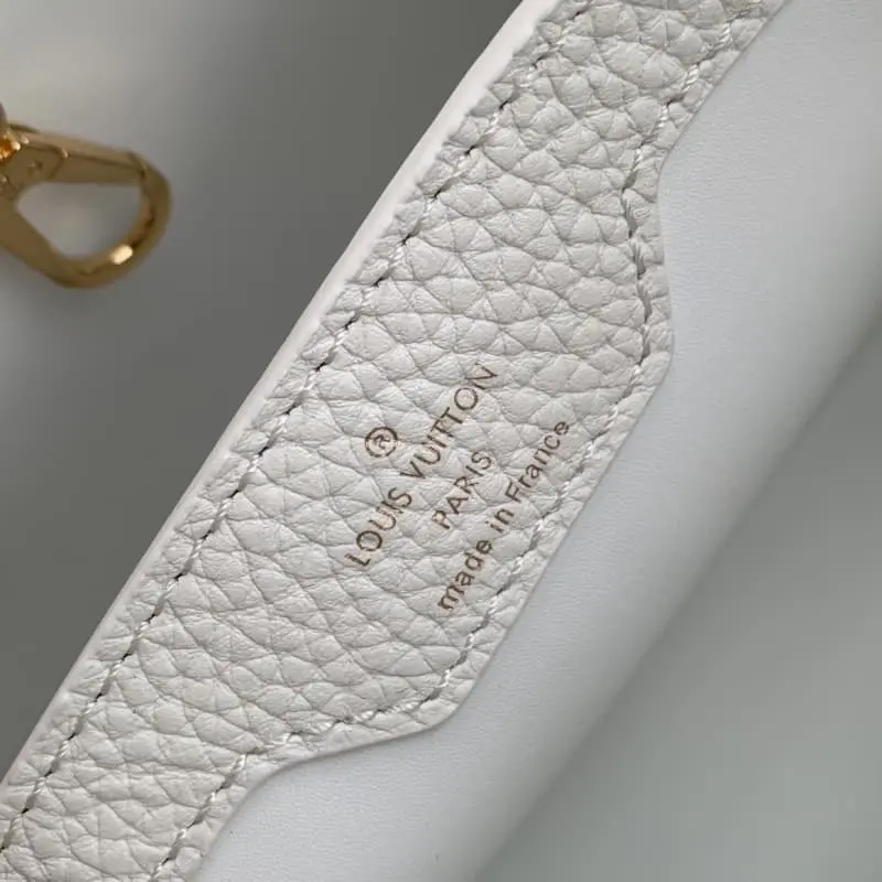 M23456 White 27x18x9cm High Quality Bags - Image 9