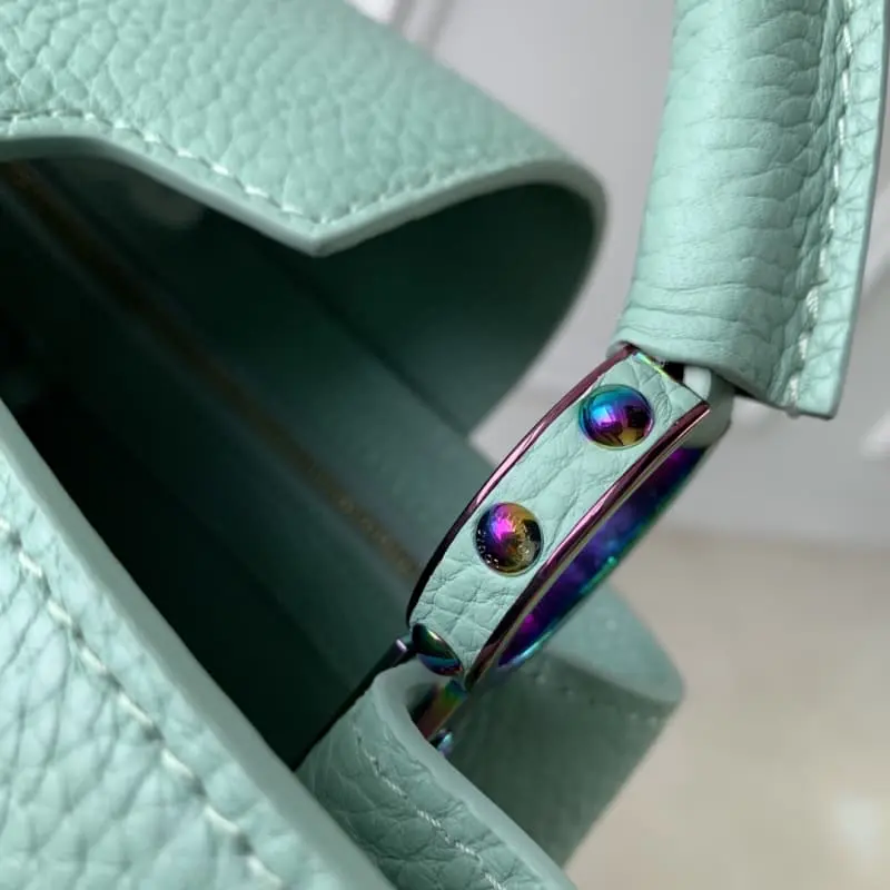 M22055 GreenMedium 31.5x20x11cm High Quality Bags - Image 9