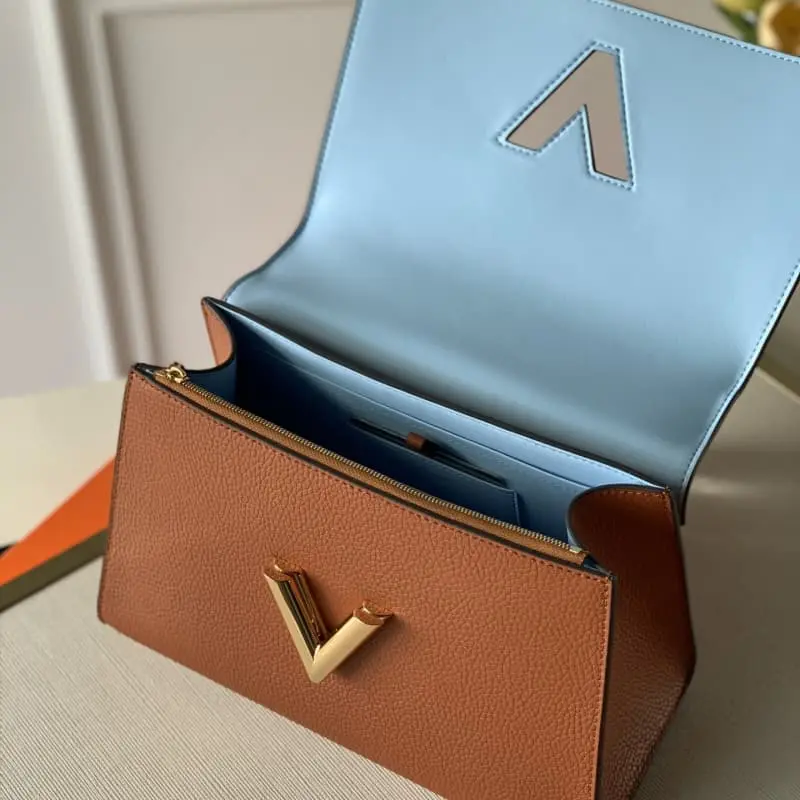 M57897 29x21x12cm High Quality Bags - Image 8