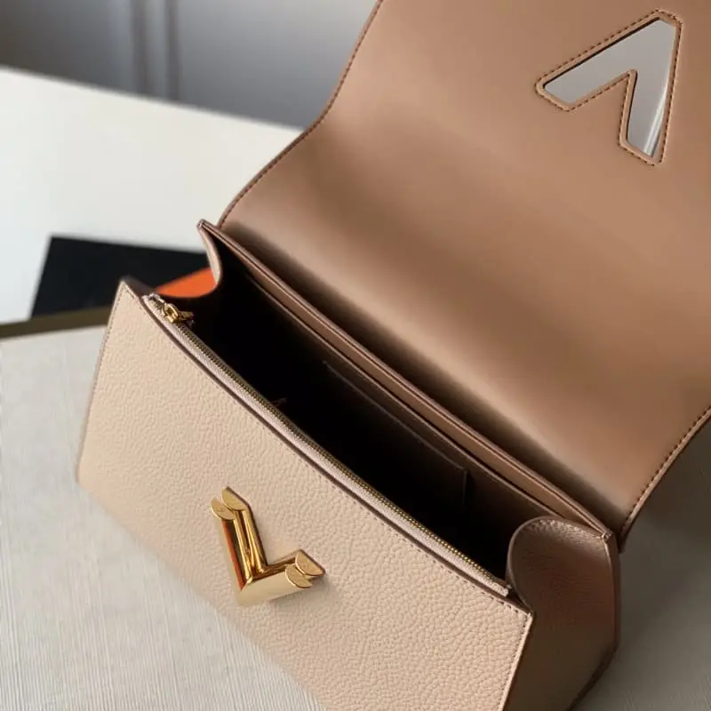 M57092 29x21x12cm High Quality Bags - Image 8