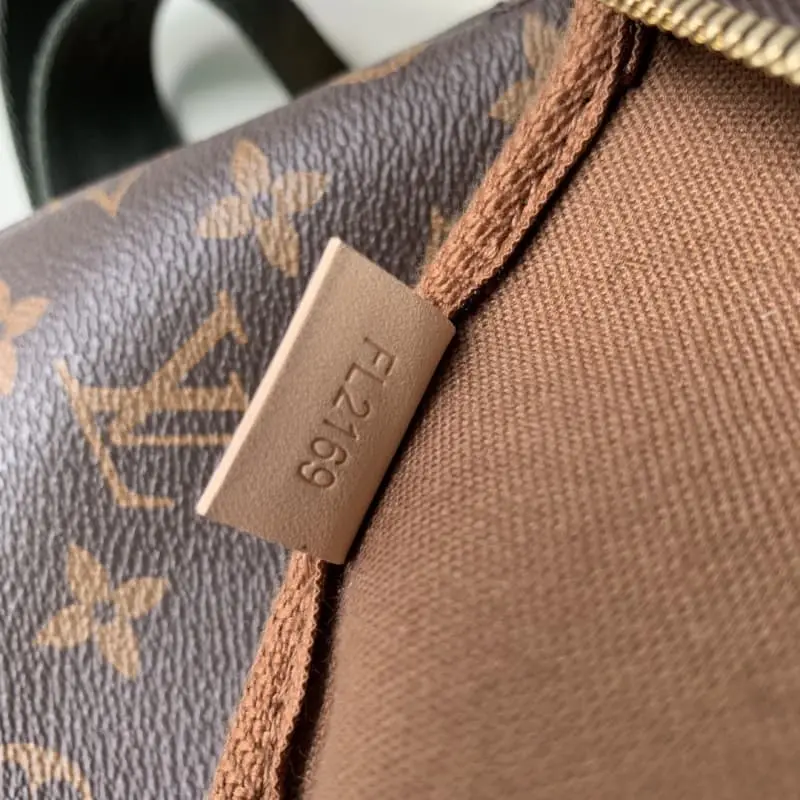 M44823 Dark Green 24x13x4.5cm High Quality Bags - Image 9