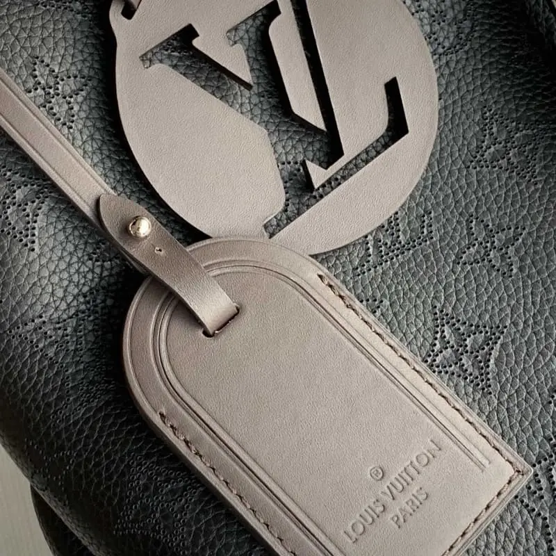 M56073 32x26x17cm High Quality Bags - Image 7