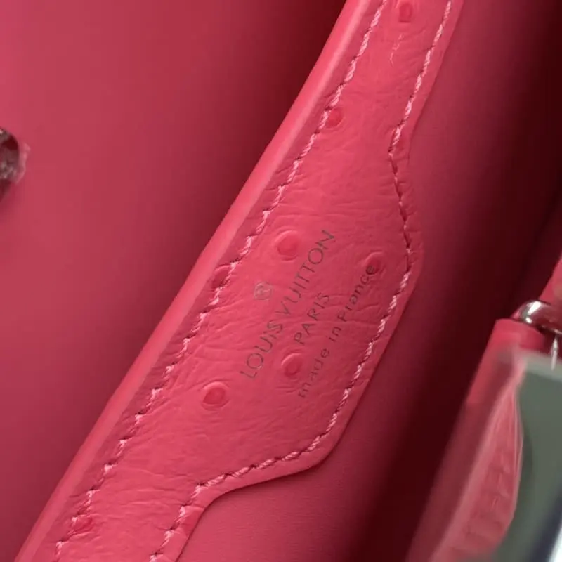 M93483 31.5x20x11cm High Quality Bags - Image 9