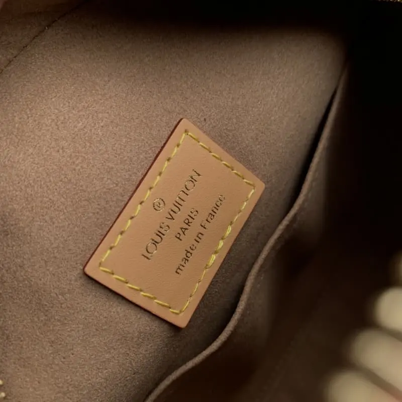 M45647 20x22.5x8cm High Quality Bags - Image 9