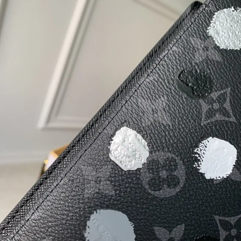 M81932 10x19x2cm High Quality Bags - Image 9