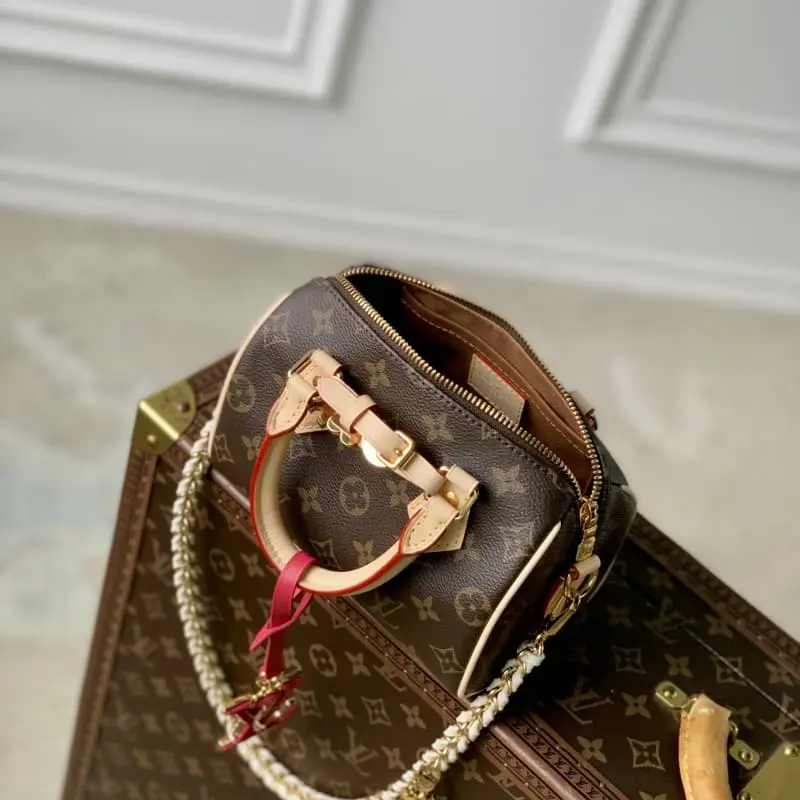 M46970 S1 18x12.5x11cm High Quality Bags - Image 9