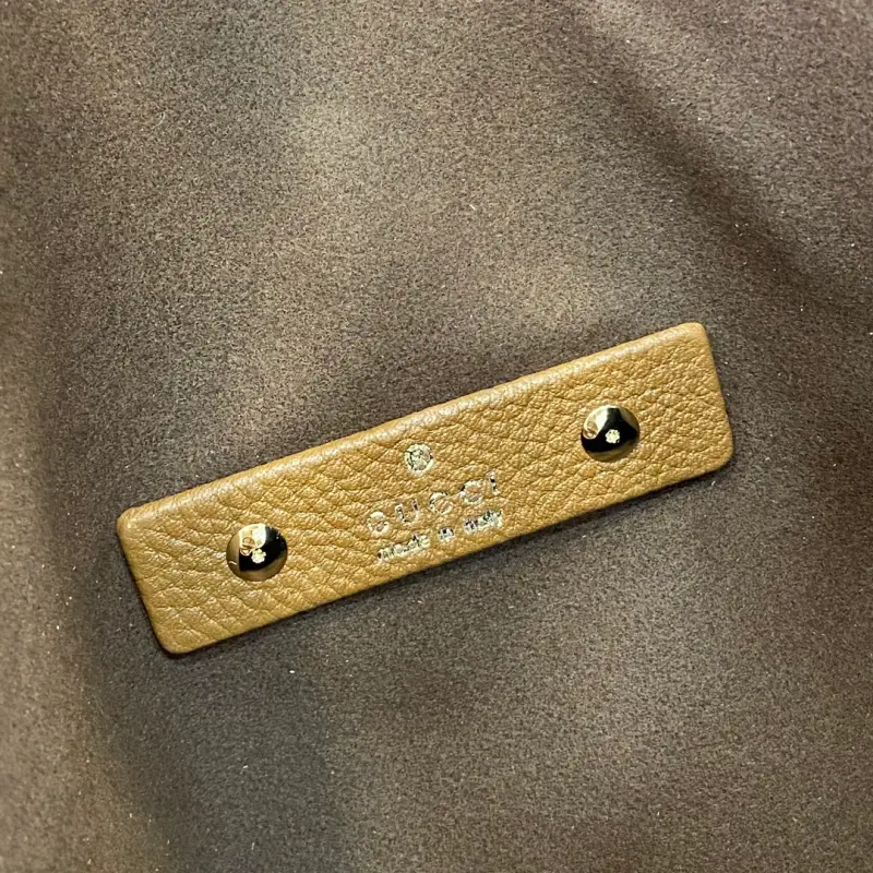 837466 CM 1 High-Quality Bags - Image 9