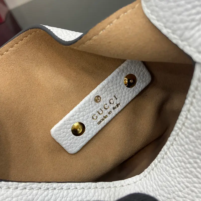 837467 CM 1 High-Quality Bags - Image 9