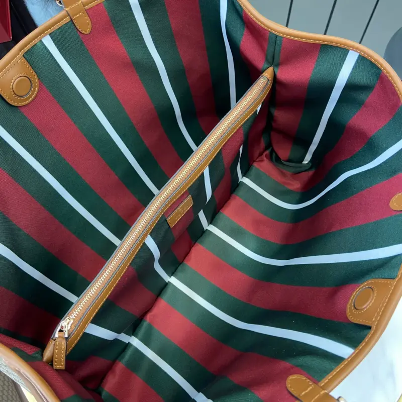 815212 CM 1 High-Quality Bags - Image 9