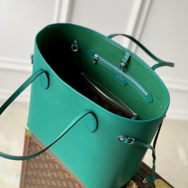M12195 Green 31x28x14cm High Quality Bags - Image 9