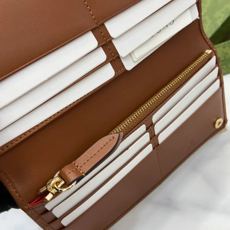 821802 CM 1 High-Quality Bags - Image 10