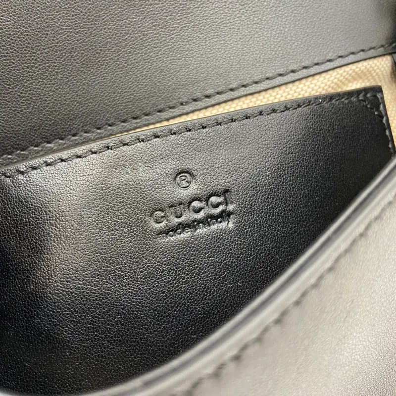 815711 CM 6 High-Quality Bags - Image 11