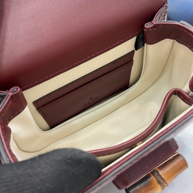 786482 CM 1 High-Quality Bags - Image 9