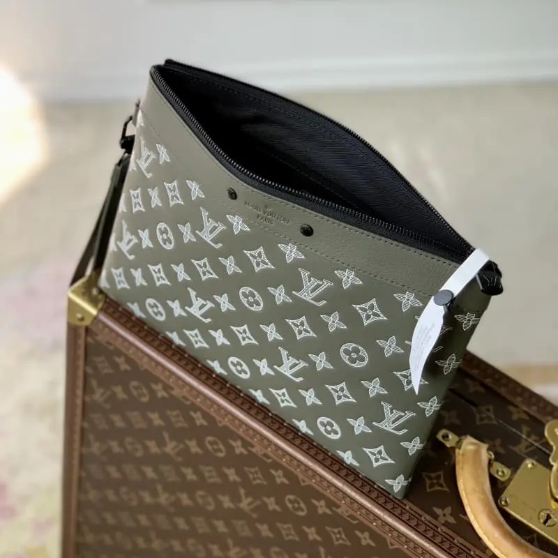 M81570 Elegant Green 30x21.5x1cm High Quality Bags - Image 9