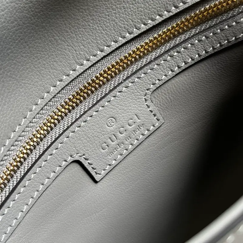 699268 CM 4 High-Quality Bags - Image 9