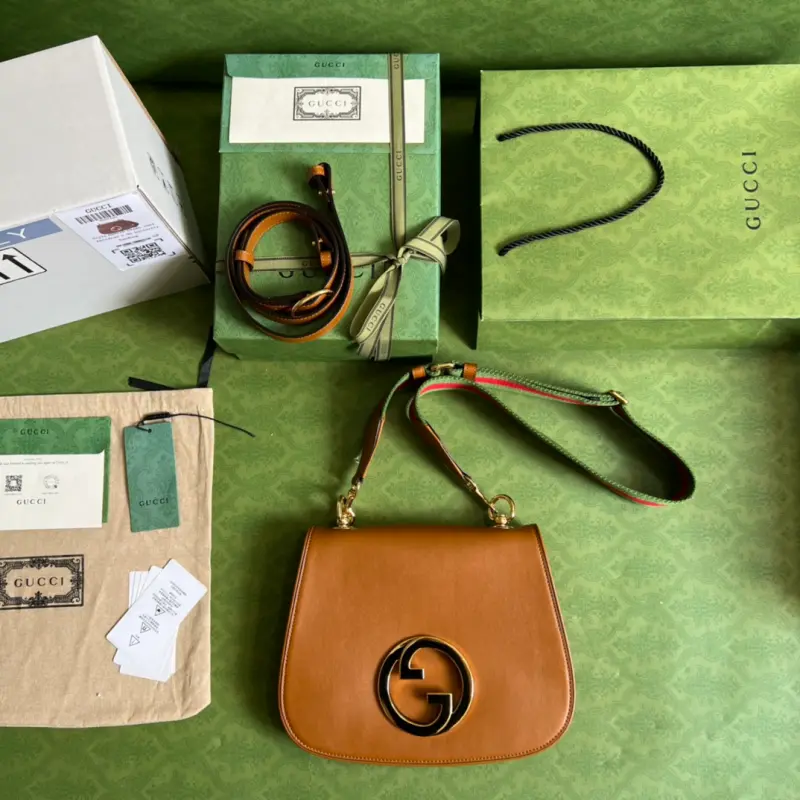 699210 CM 2 High-Quality Bags - Image 9