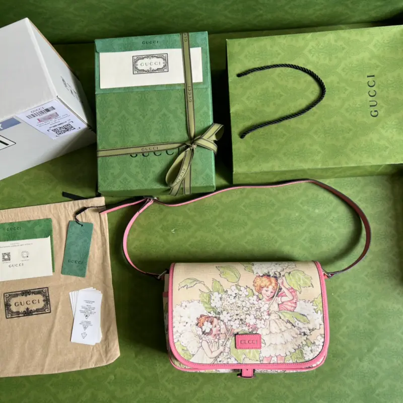 664143 CM 4 High-Quality Bags - Image 9