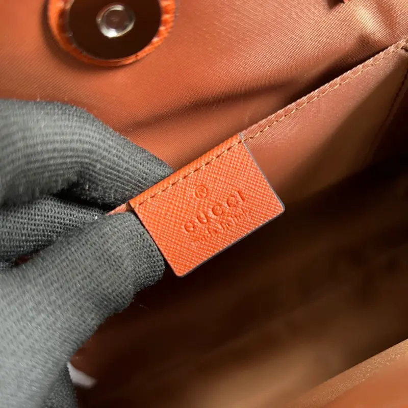 605614 CM 1 High-Quality Bags - Image 9