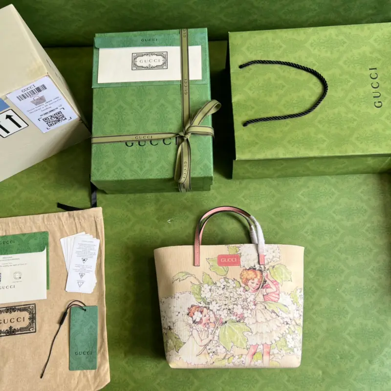 410812 CM 6 High-Quality Bags - Image 9