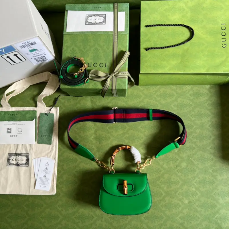 686864 CM 6 High-Quality Bags - Image 9