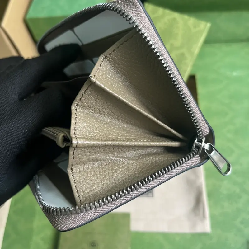 739484 CM 2 High-Quality Bags - Image 9