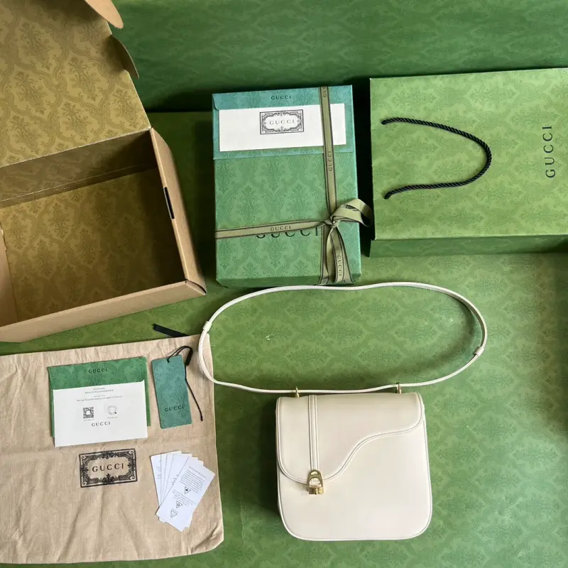 740988 CM 3 High-Quality Bags - Image 9