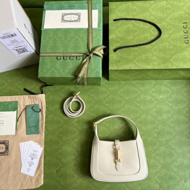 637091 CM 1 High-Quality Bags - Image 9