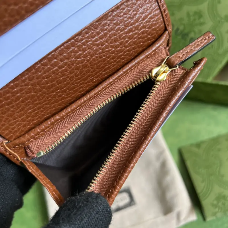 621887 CM 7 High-Quality Bags - Image 9