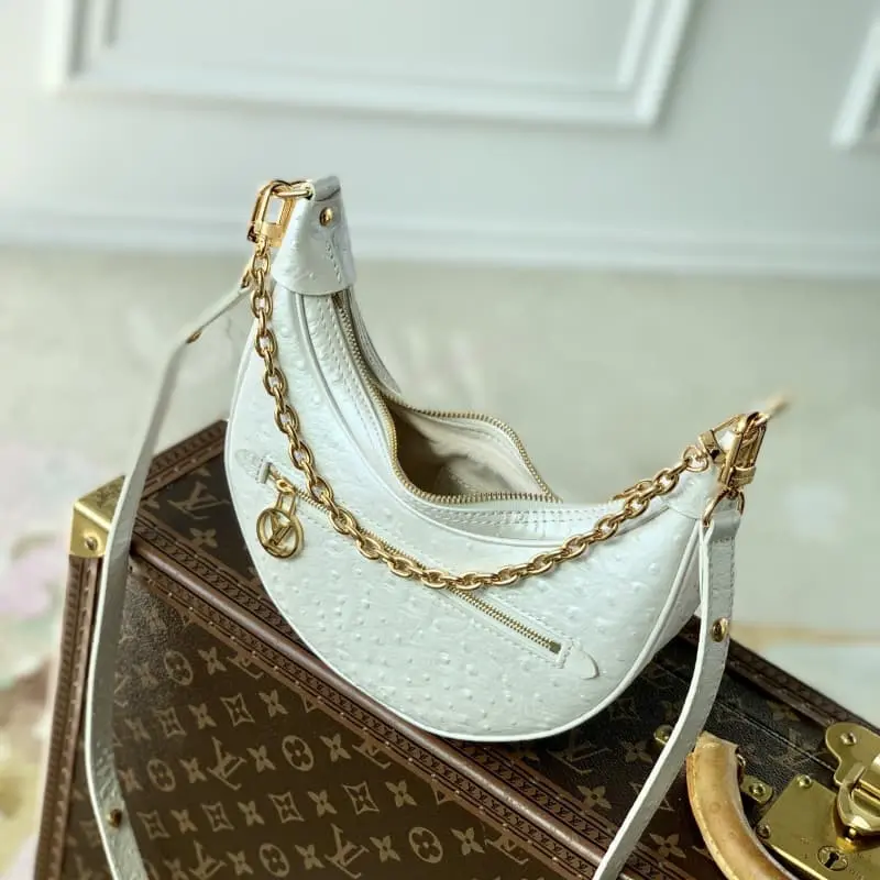 N85900 White 23x13x6cm High Quality Bags - Image 9