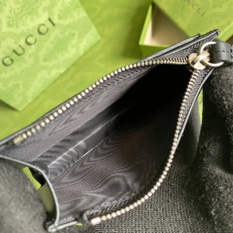 597555 CM 1 High-Quality Bags - Image 9