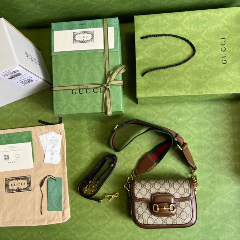 658574 CM 4 High-Quality Bags - Image 9