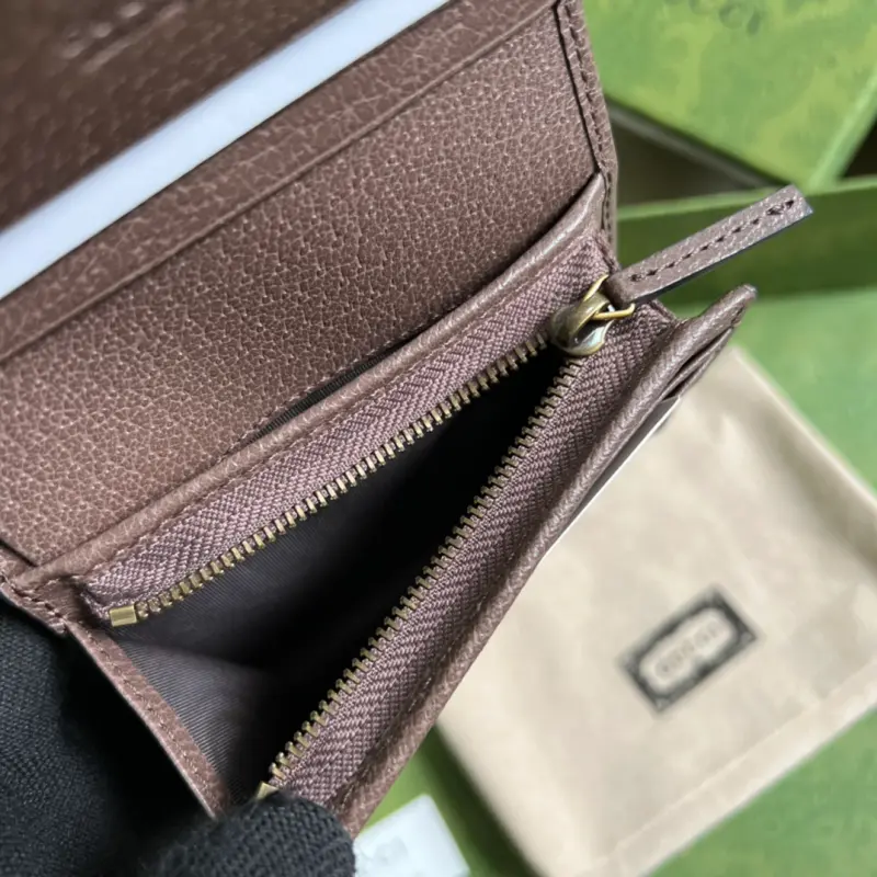 658244 CM 3 High-Quality Bags - Image 9