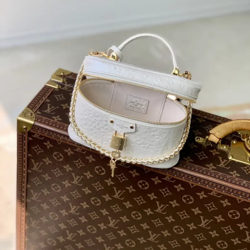 N85911 White 19x11.5x6.5cm High Quality Bags - Image 9