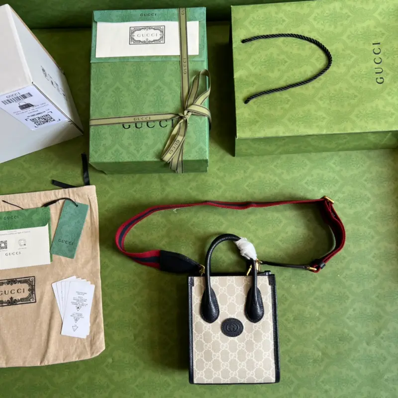 699406 CM 1 High-Quality Bags - Image 9