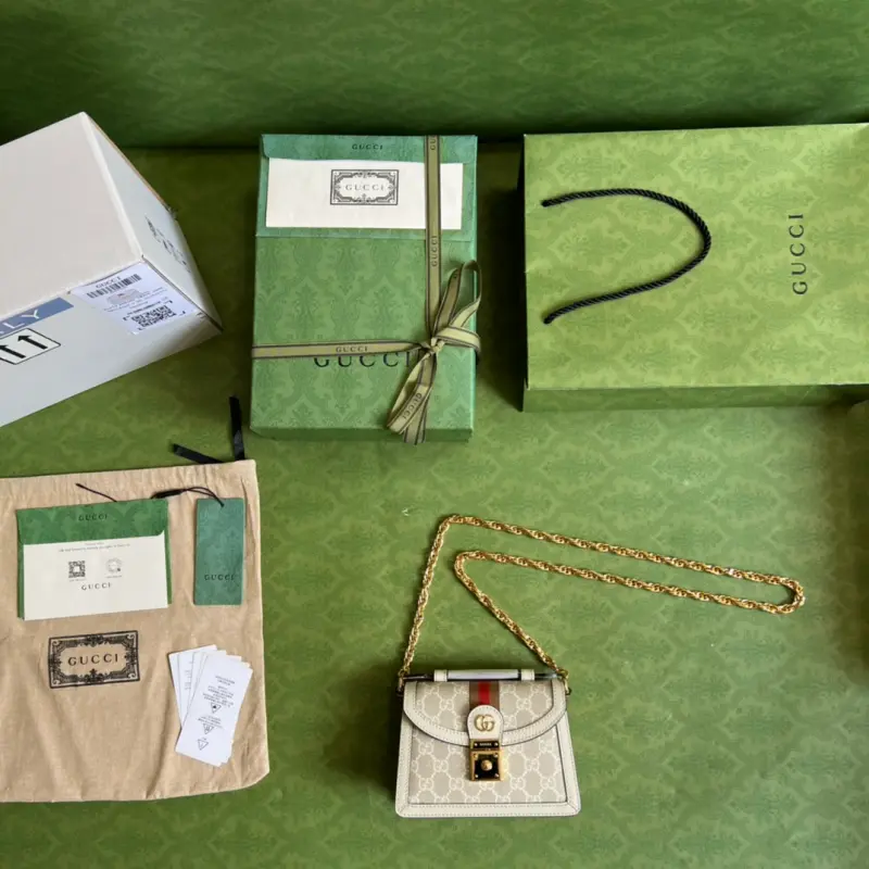 696180 CM 5 High-Quality Bags - Image 9