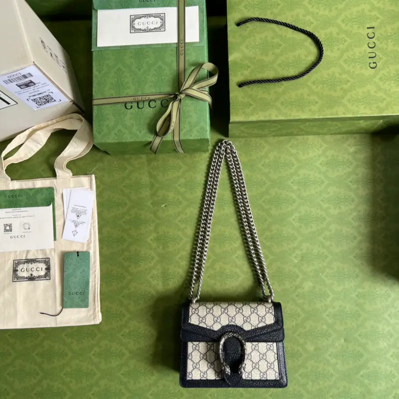 421970 CM 3 High-Quality Bags - Image 9