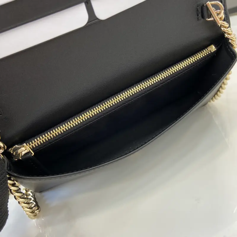 621892 CM 1 High-Quality Bags - Image 9