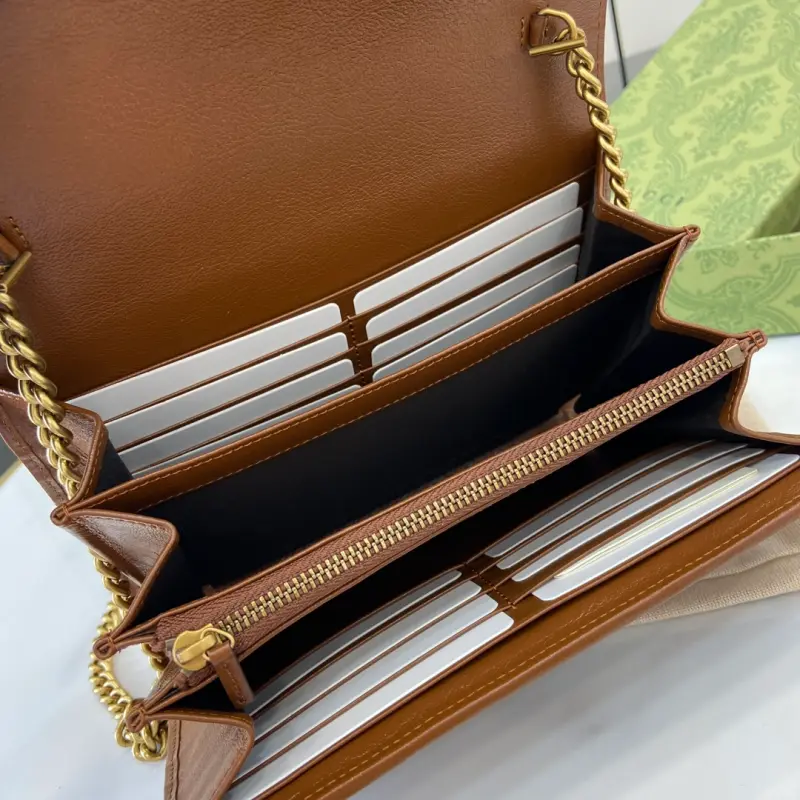 474575 CM 2 High-Quality Bags - Image 9