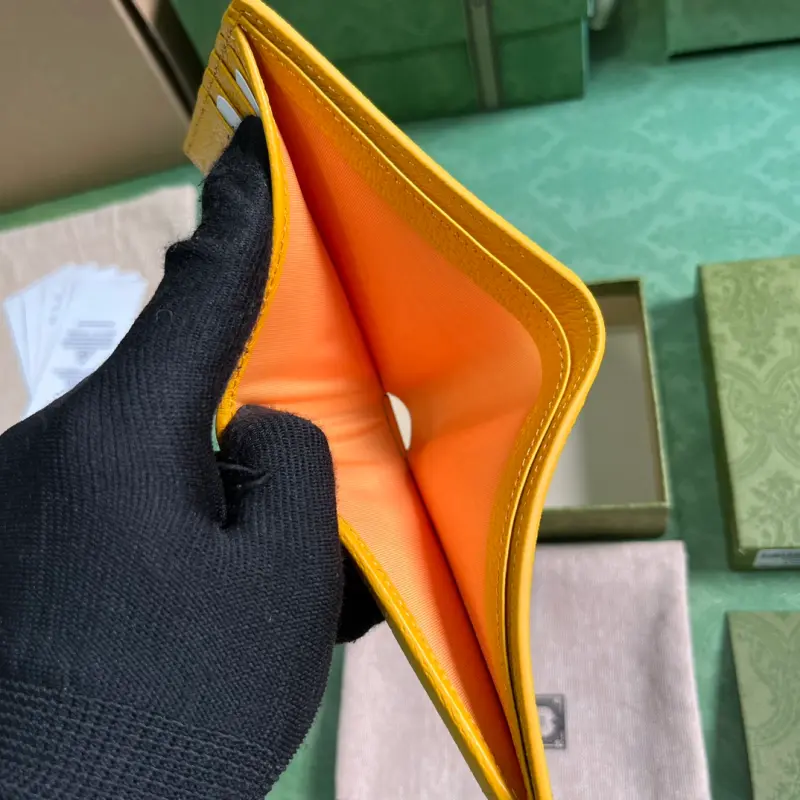 768244 CM 3 High-Quality Bags - Image 9