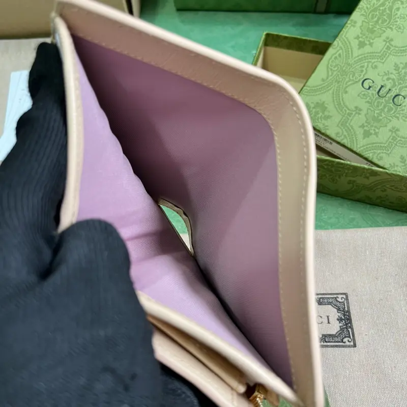 772640 CM 4 High-Quality Bags - Image 9