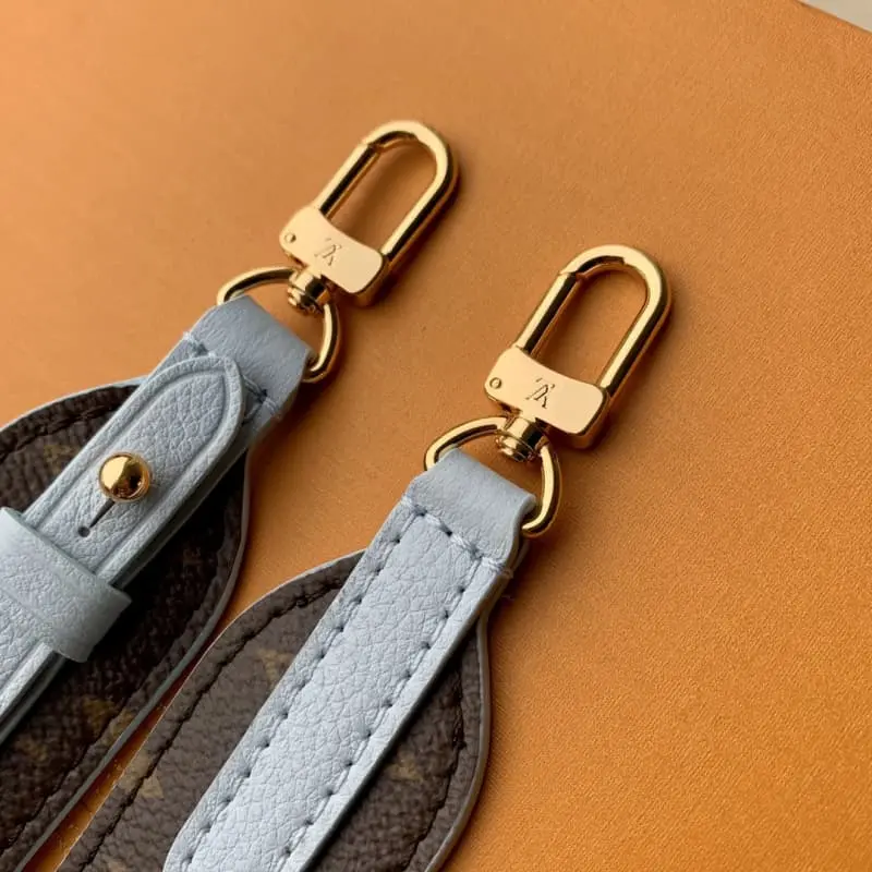 M24604 Sky Blue 18x12.5x11cm High Quality Bags - Image 18