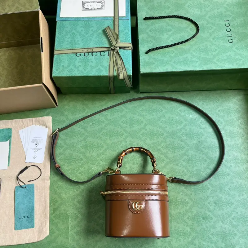 760200 CM 2 High-Quality Bags - Image 9