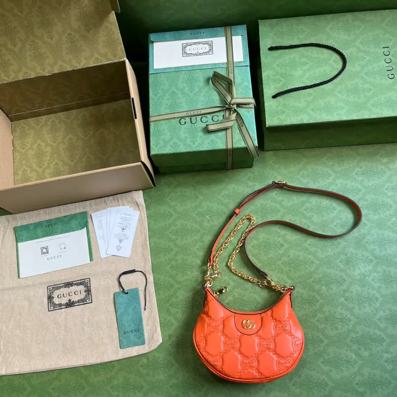 739736 CM 2 High-Quality Bags - Image 9