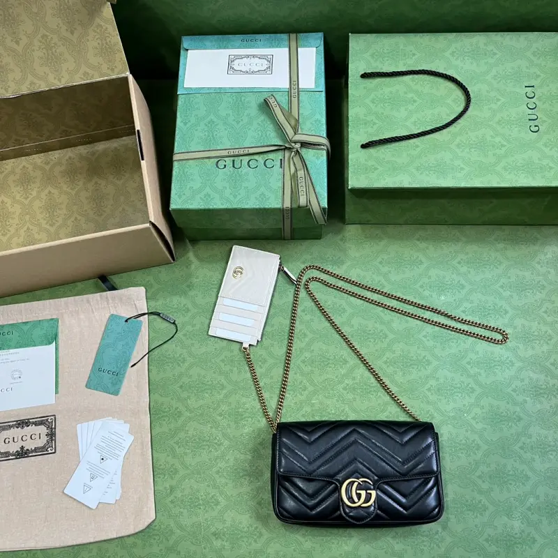 751526 CM 4 High-Quality Bags - Image 9